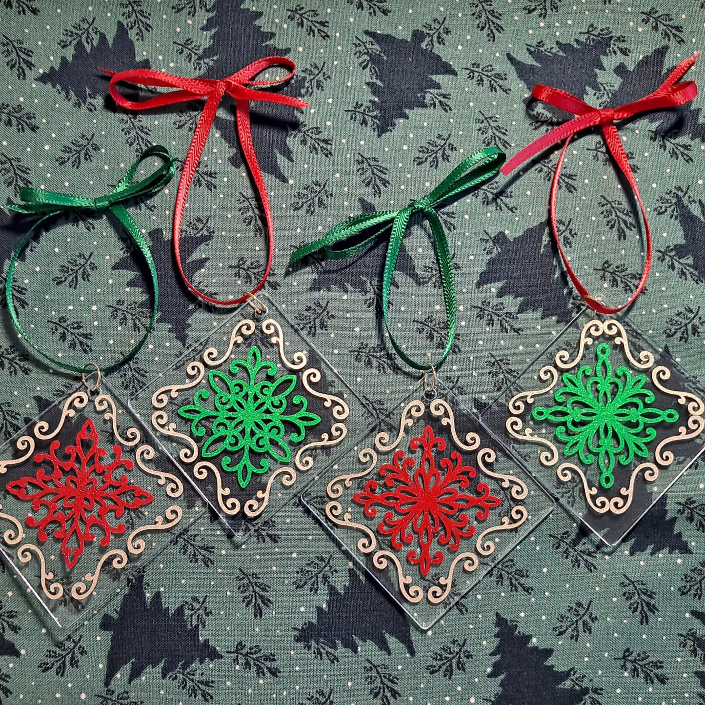 Red and green shimmer ornaments